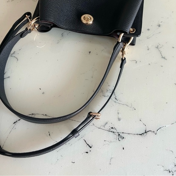 COACH | CHARLIE BUCKET BAG - Picture 4 of 4